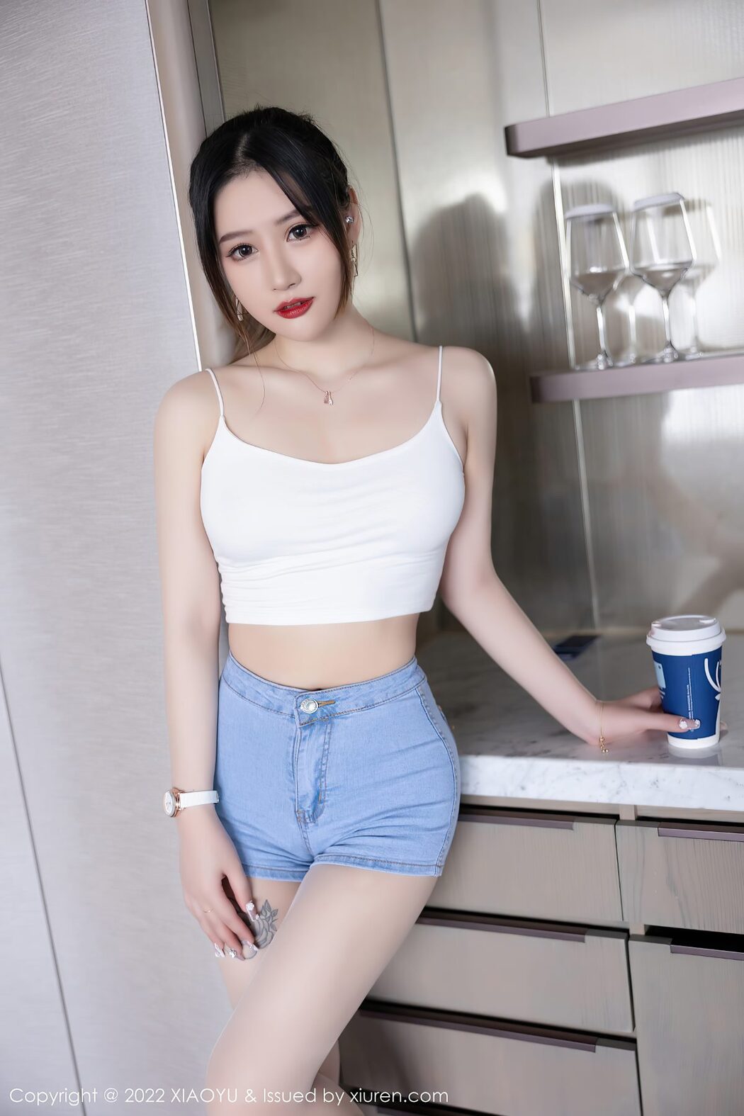 XiaoYu语画界 Vol.813 Zhang Xin Xin