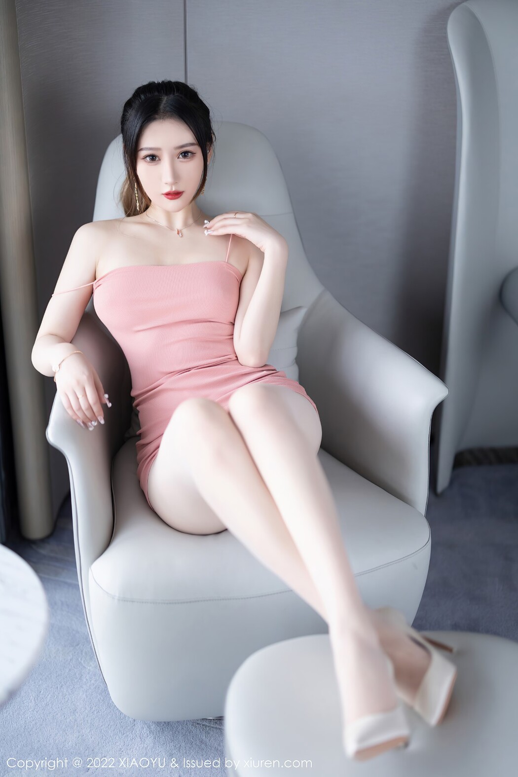 XiaoYu语画界 Vol.832 Zhang Xin Xin
