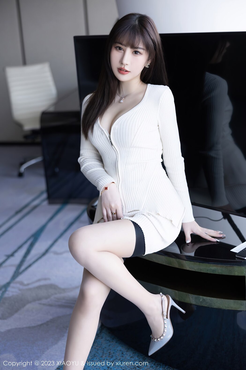 XiaoYu语画界 Vol.966 Zhang Xin Xin
