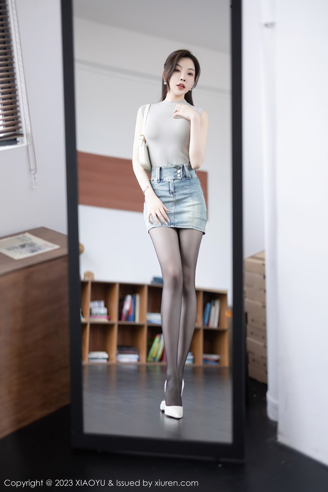 XiaoYu语画界 Vol.975 Xu Li Zhi Booty