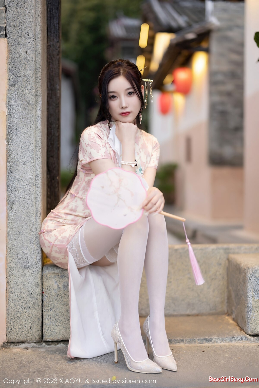 XiaoYu语画界 Vol.993 Yang Chen Chen Yome