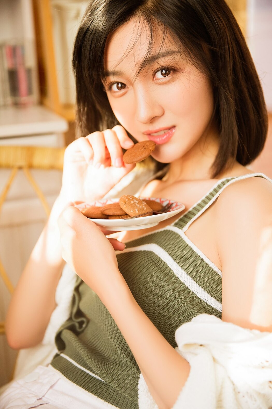 YaLaYi雅拉伊 Vol.1002 Yi Ming