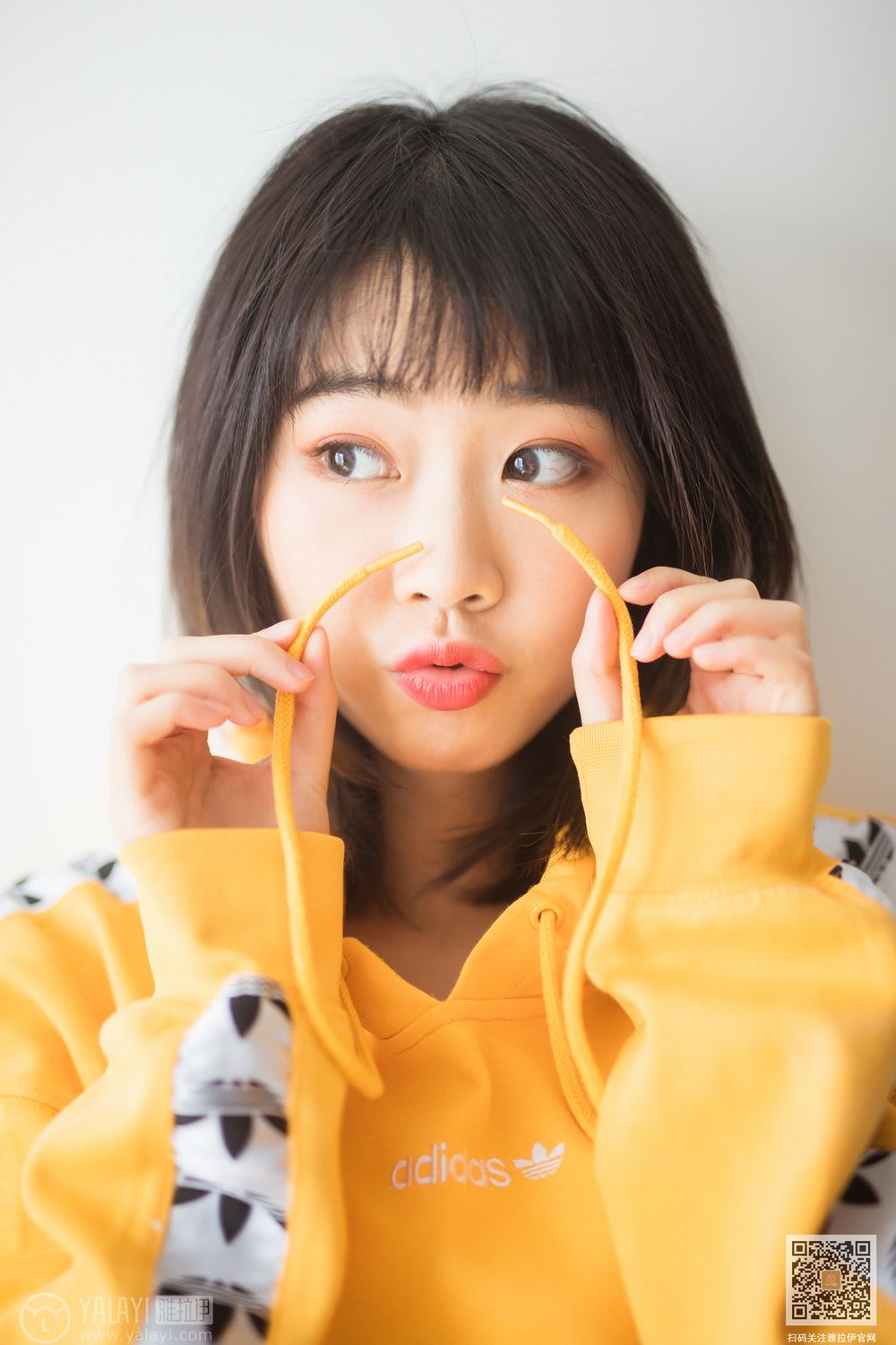 YALAYI Vol.526 Colorful Time