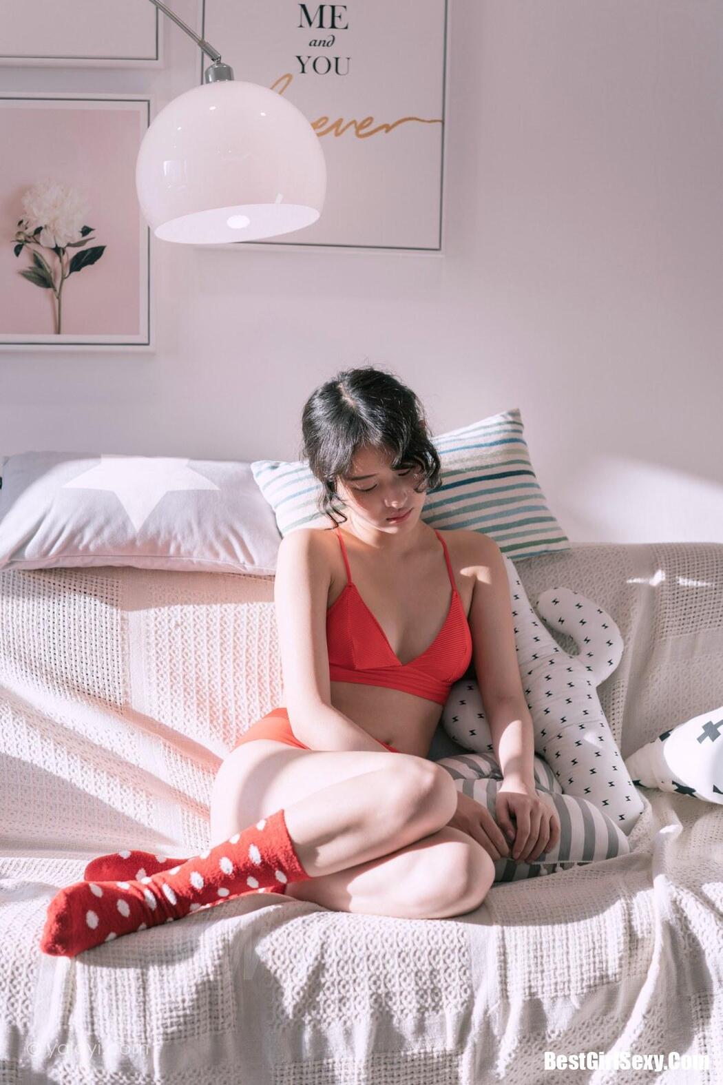 YALAYI Vol.666 Too wronged girl loli