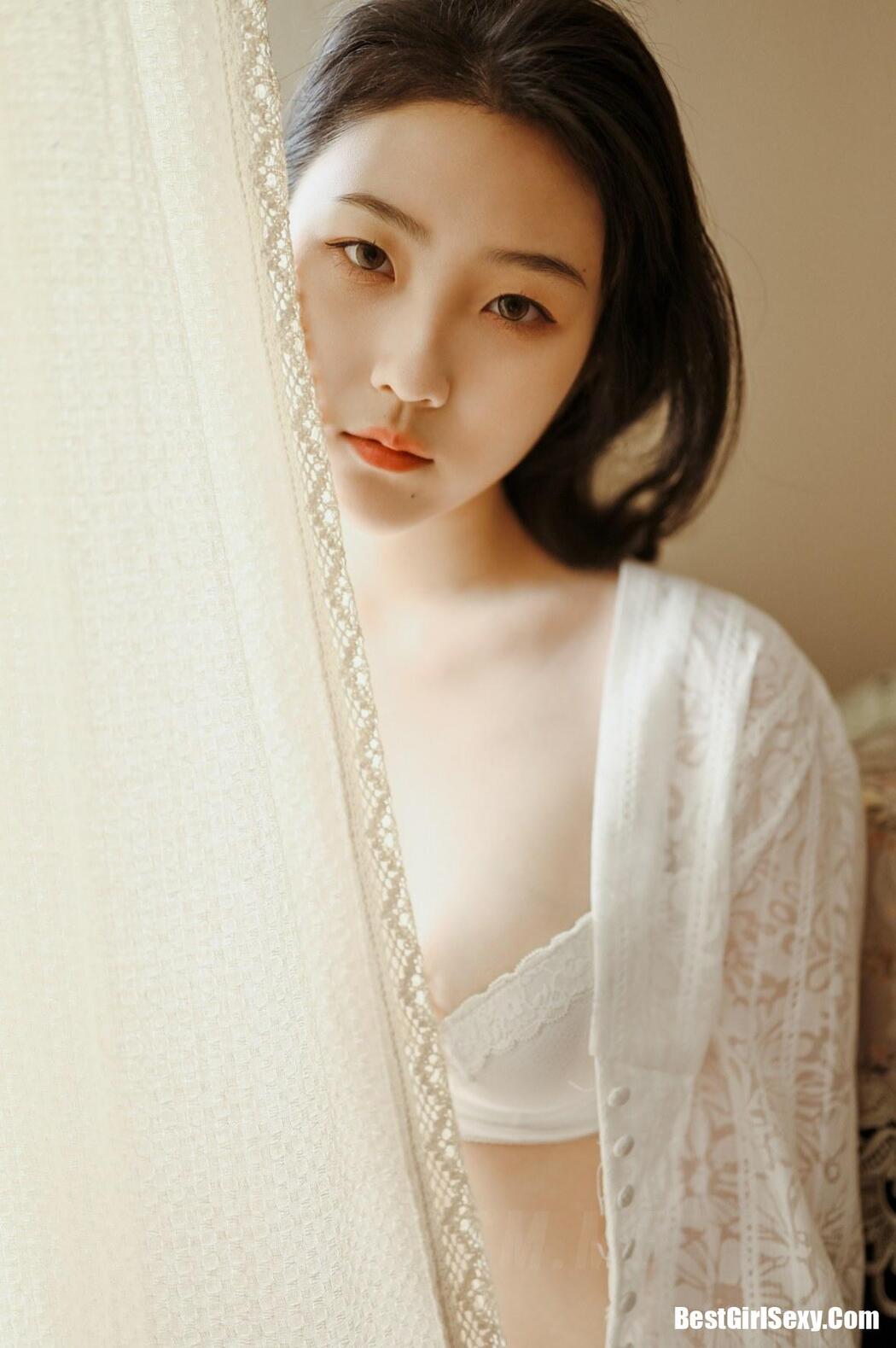 YALAYI Vol.616 Liang Zi