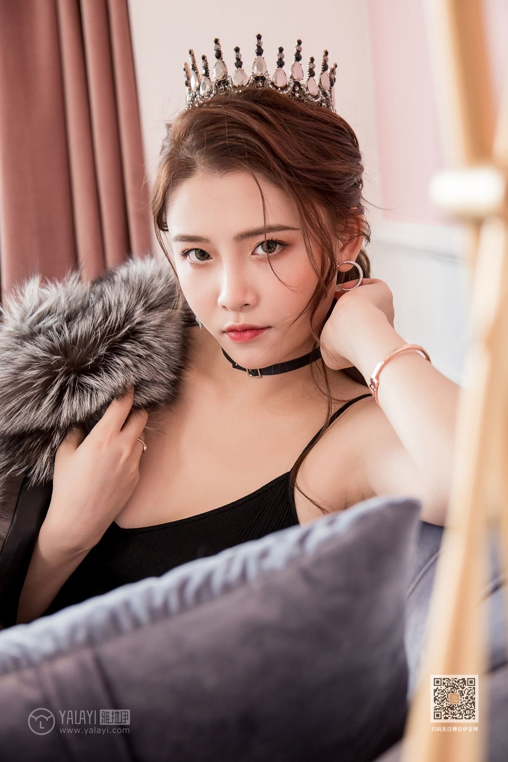 YALAYI Vol.525 My Queen