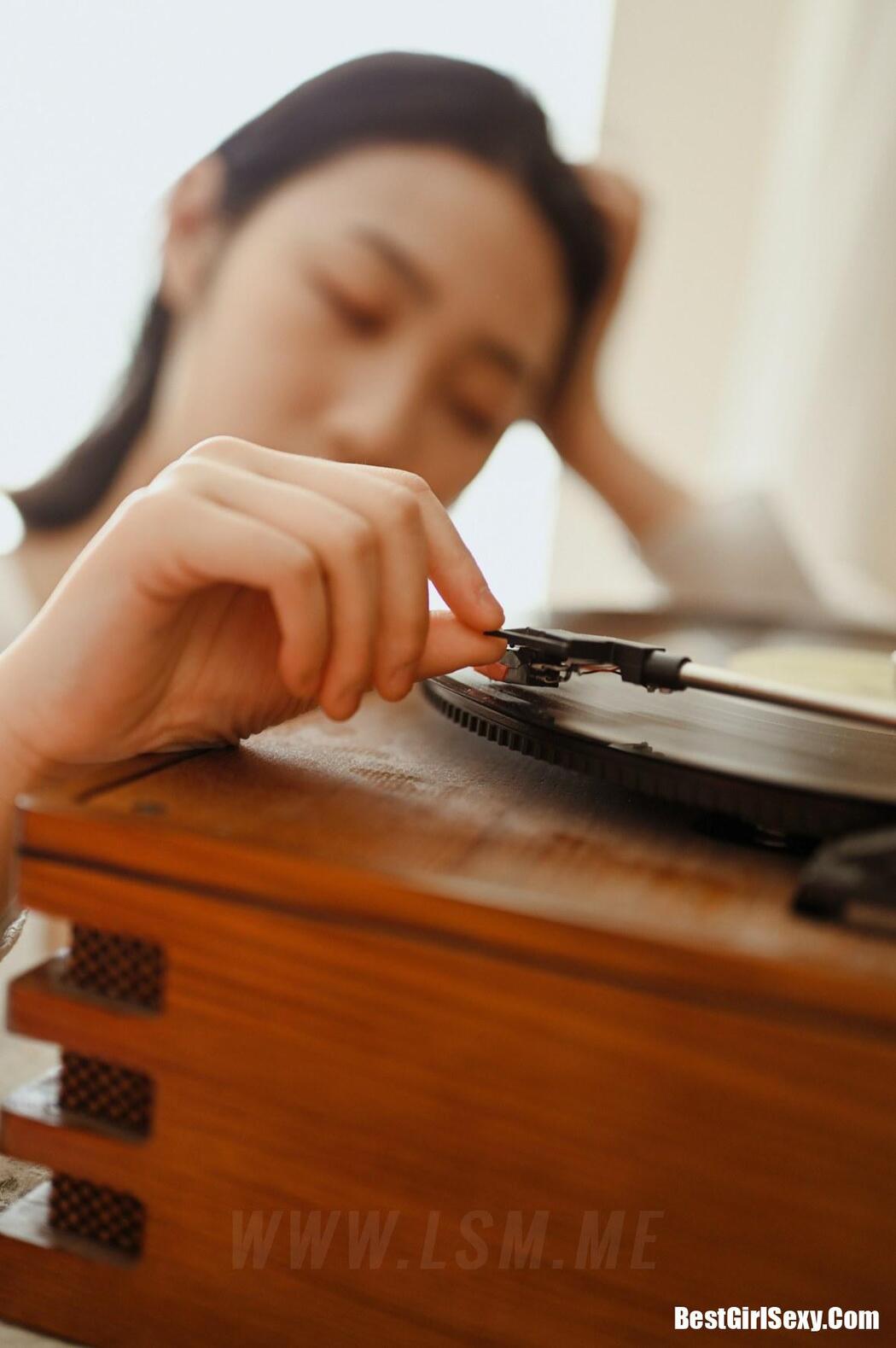 YALAYI Vol.616 Liang Zi