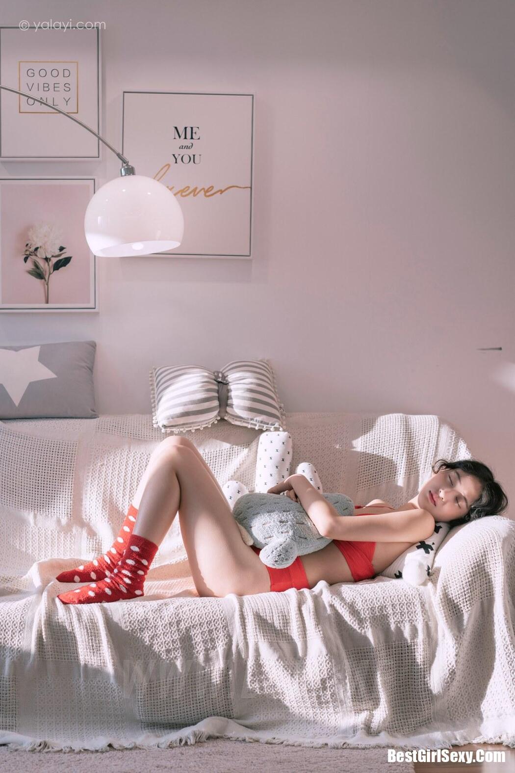 YALAYI Vol.666 Too wronged girl loli