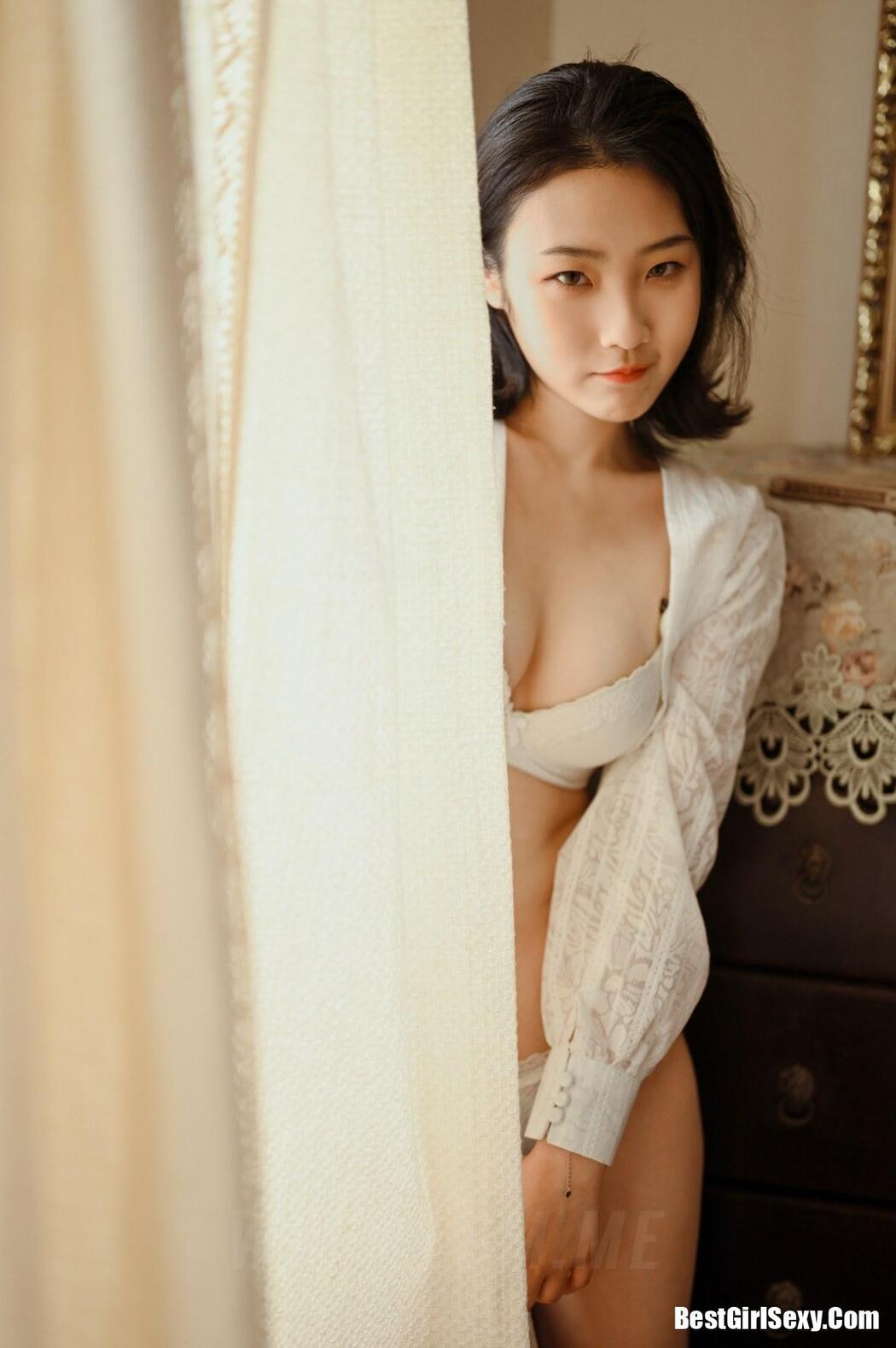 YALAYI Vol.616 Liang Zi