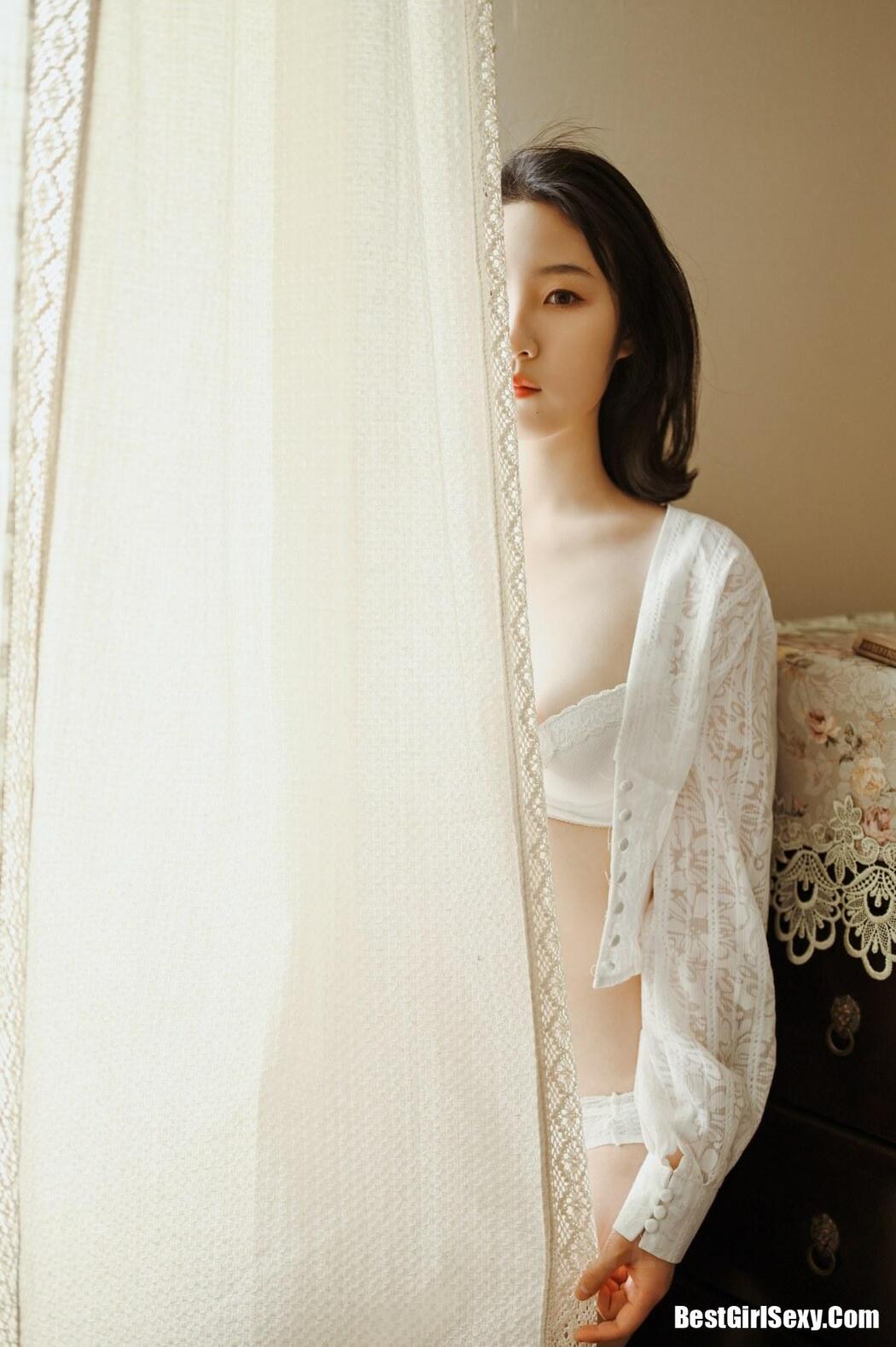 YALAYI Vol.616 Liang Zi