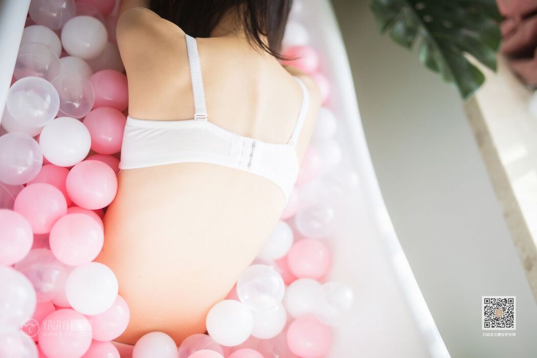 YALAYI Vol.526 Colorful Time