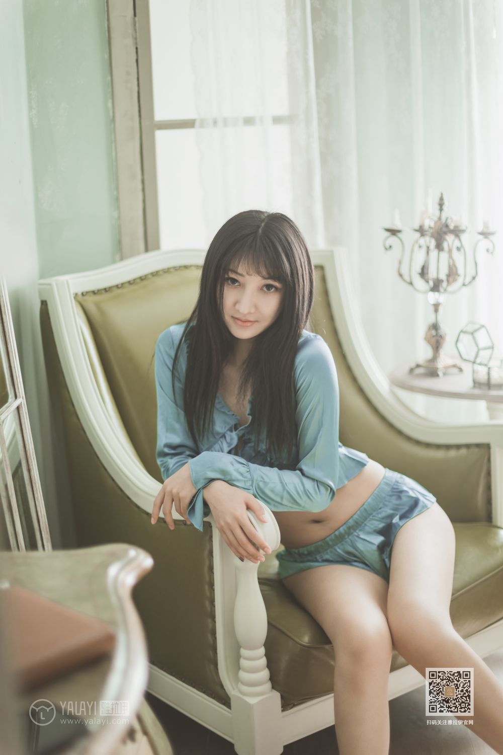 YALAYI Vol.527 Sit Beside Me