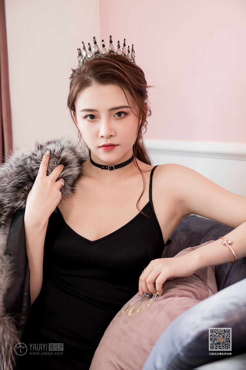 YALAYI Vol.525 My Queen