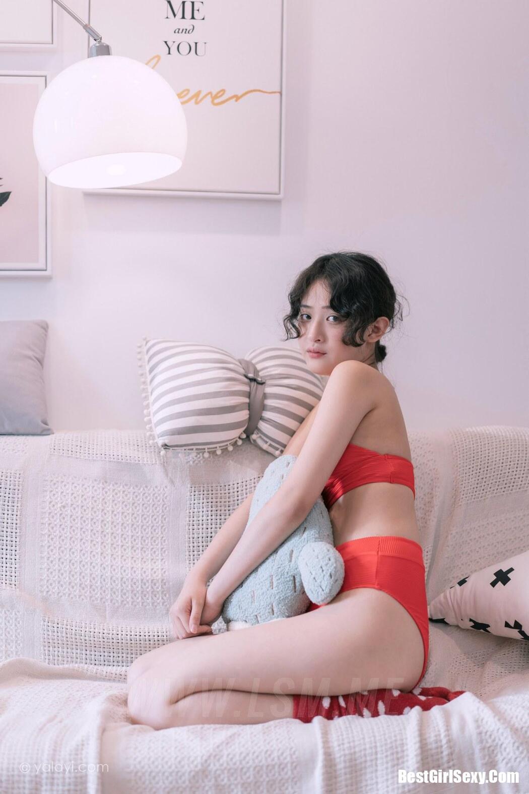 YALAYI Vol.666 Too wronged girl loli