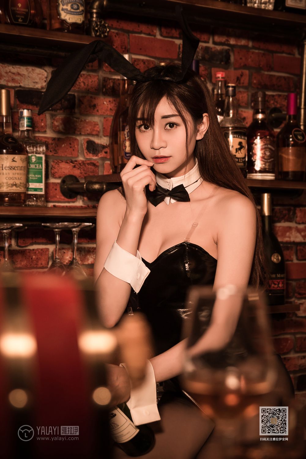 YALAYI Vol.533 Bunny girl in the bar