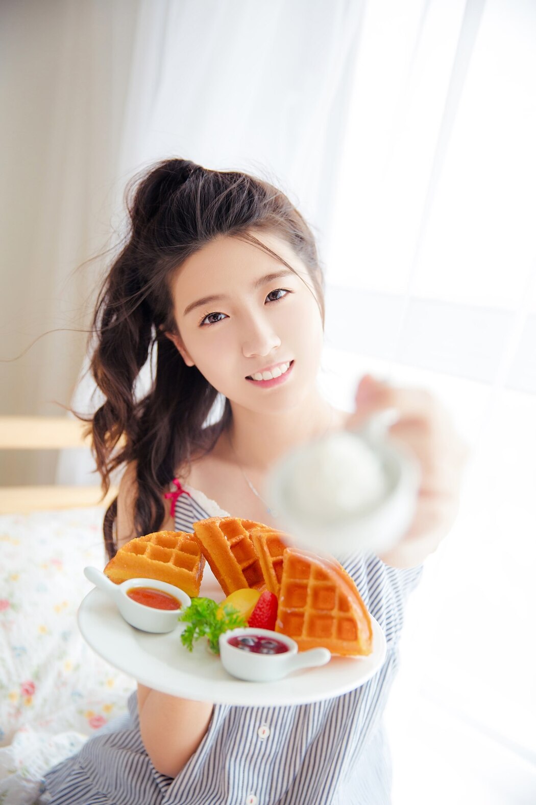 YaLaYi雅拉伊 Vol.1010 Yi Ming