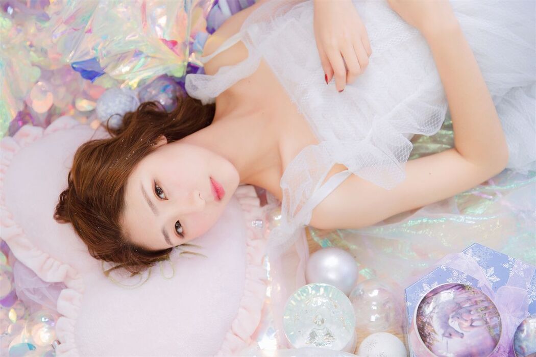 YaLaYi雅拉伊 Vol.1017 Yi Ming