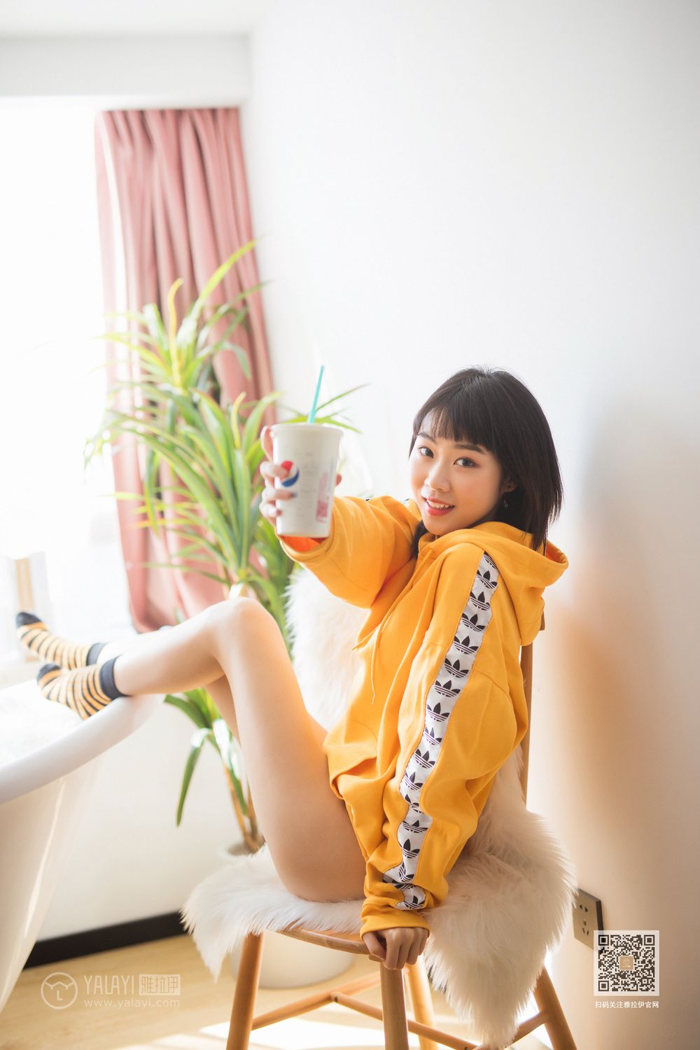 YALAYI Vol.526 Colorful Time