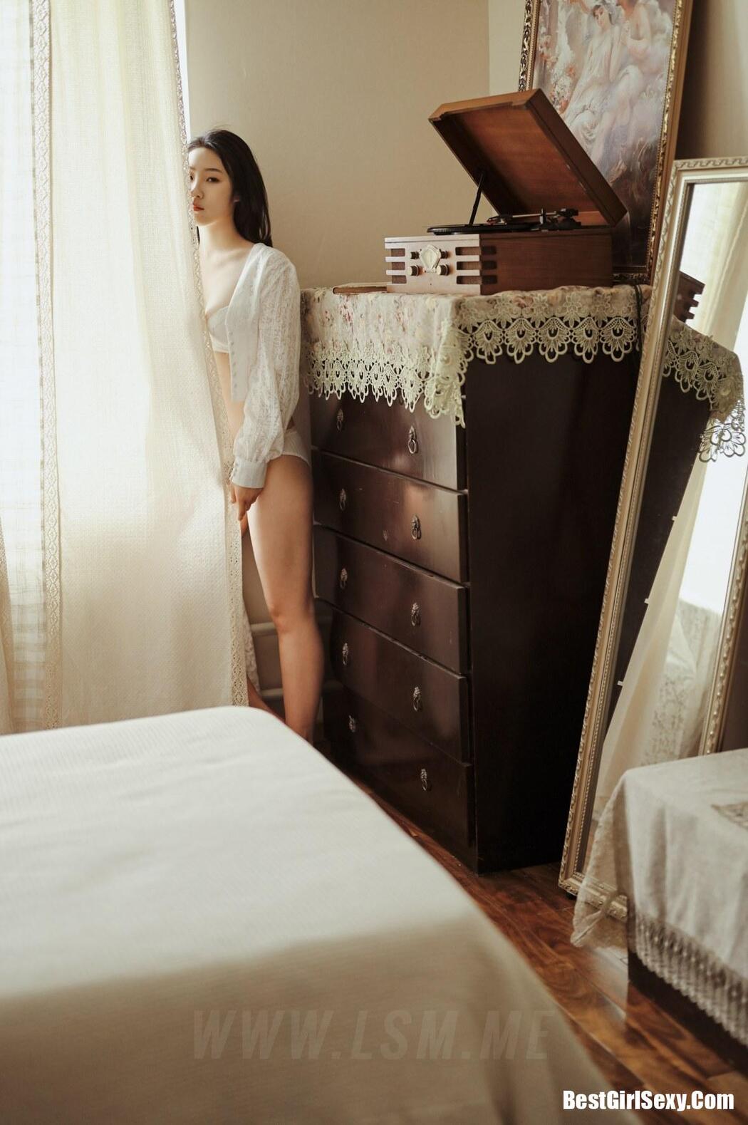 YALAYI Vol.616 Liang Zi