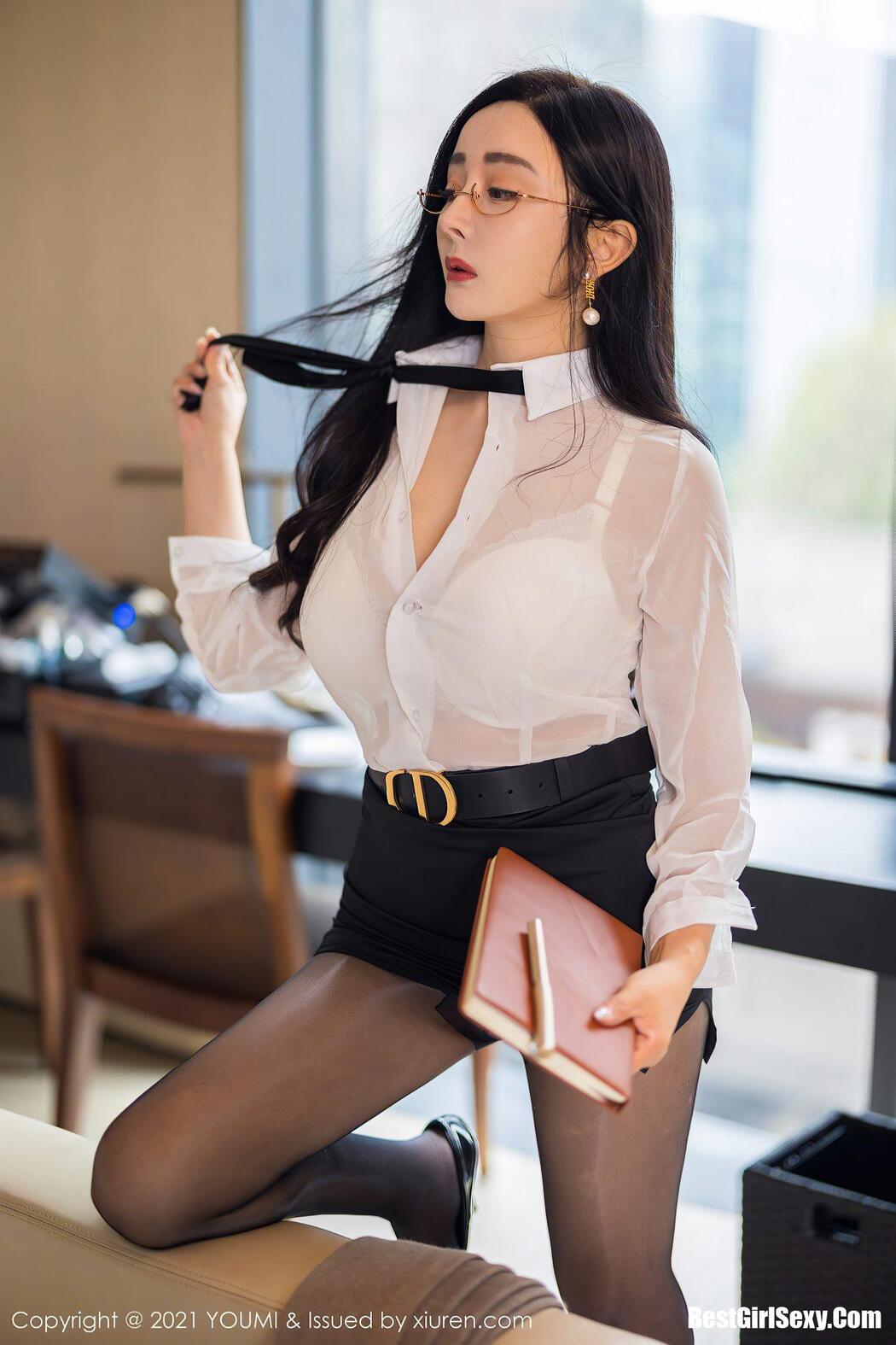 YouMi尤蜜荟 Vol.723 Yun Er