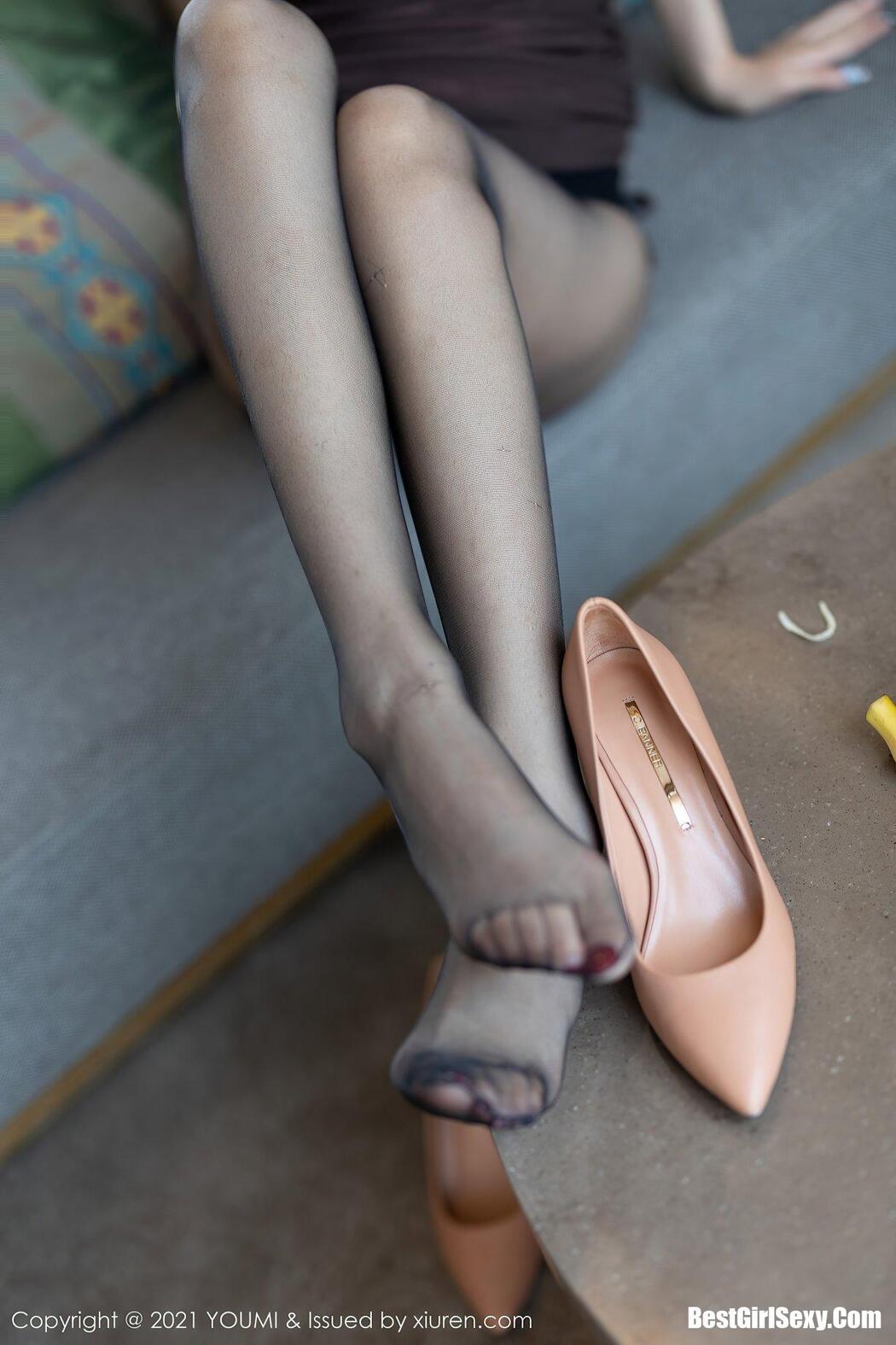 YouMi尤蜜荟 Vol.690 Yue Er Yue