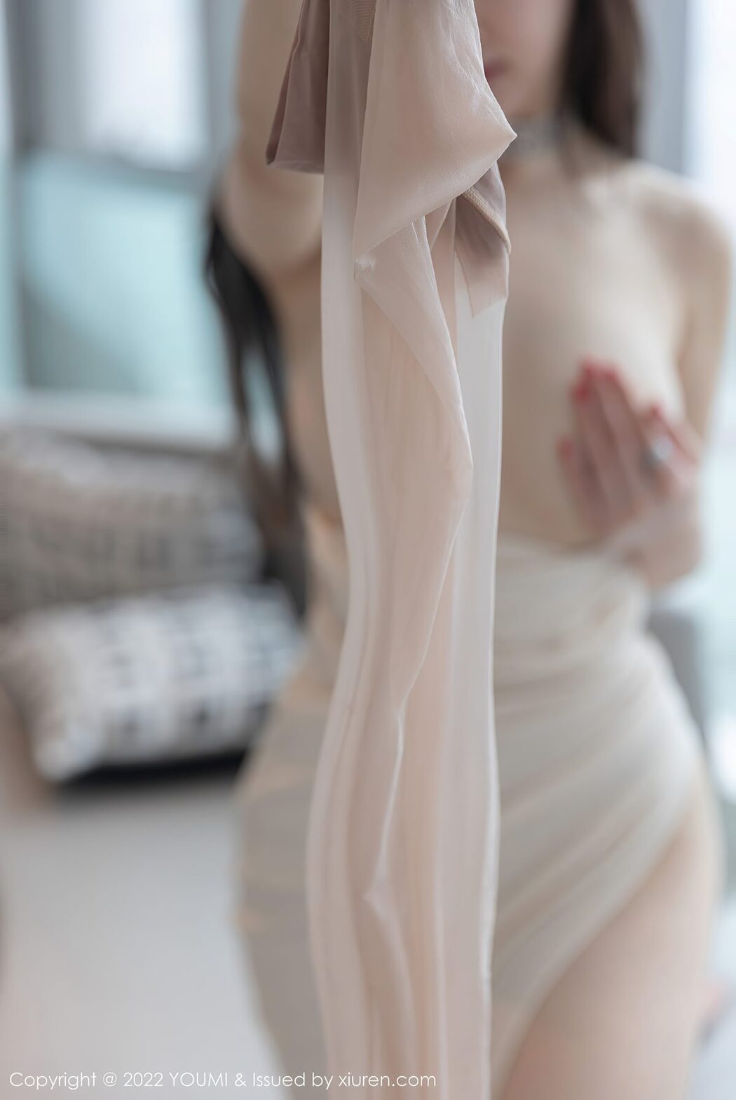 YouMi尤蜜荟 Vol.813 Nai Ping Tu Fei Yuan Ai Cuo Chou Hei Qiong