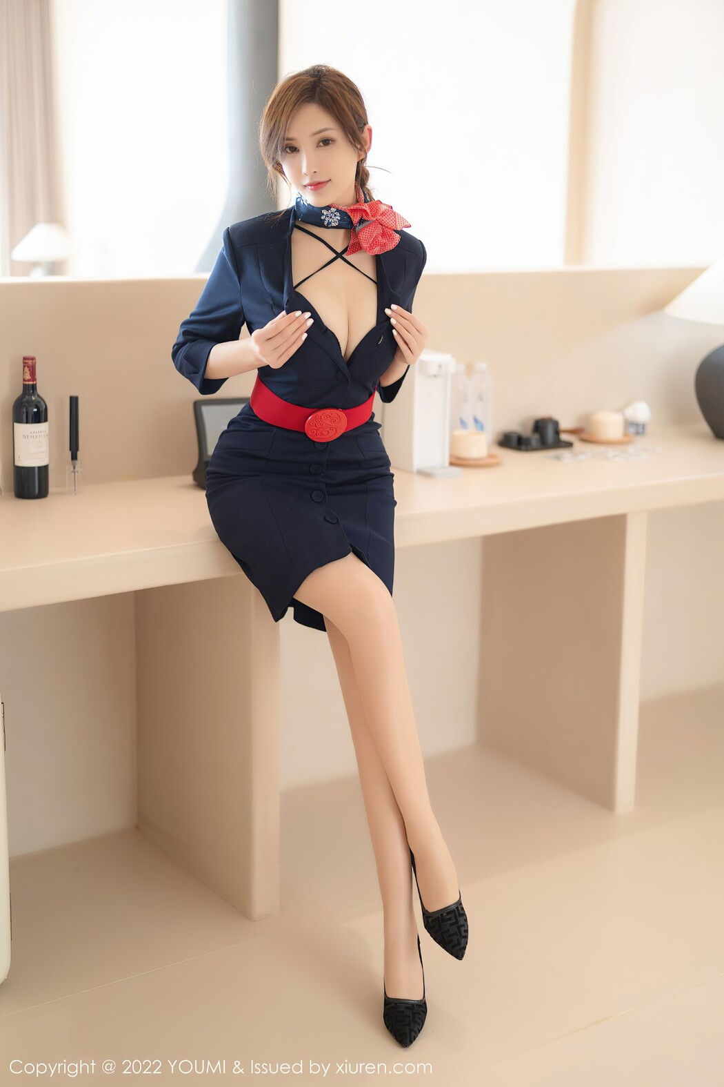 YouMi尤蜜荟 Vol.858 Nai Ping Tu Fei Yuan Ai Cuo Chou Hei Qiong