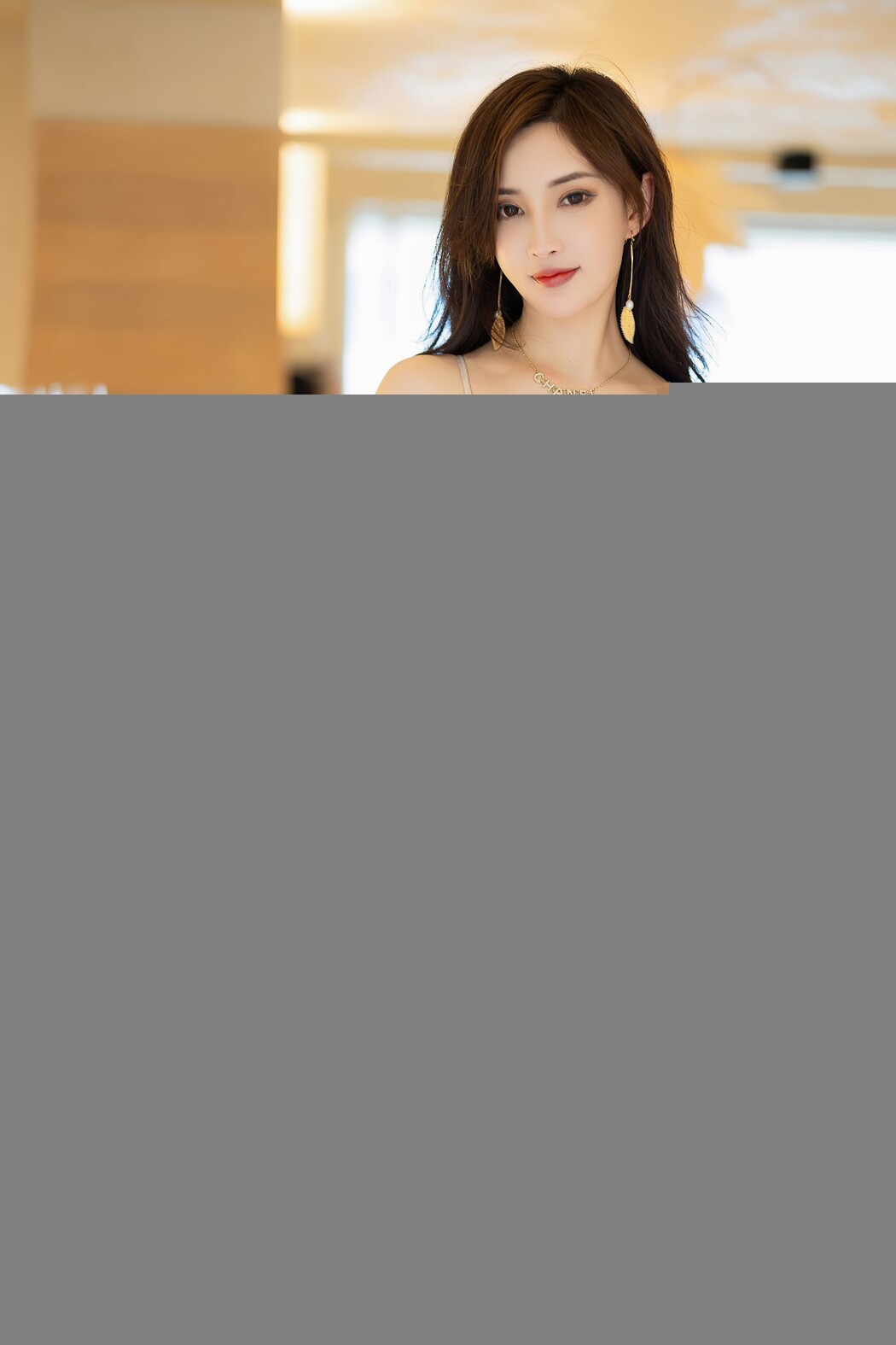 YouMi尤蜜荟 Vol.861 Nai Ping Tu Fei Yuan Ai Cuo Chou Hei Qiong