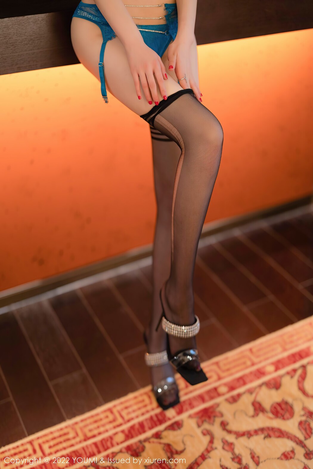 YouMi尤蜜荟 Vol.848 Nai Ping Tu Fei Yuan Ai Cuo Chou Hei Qiong