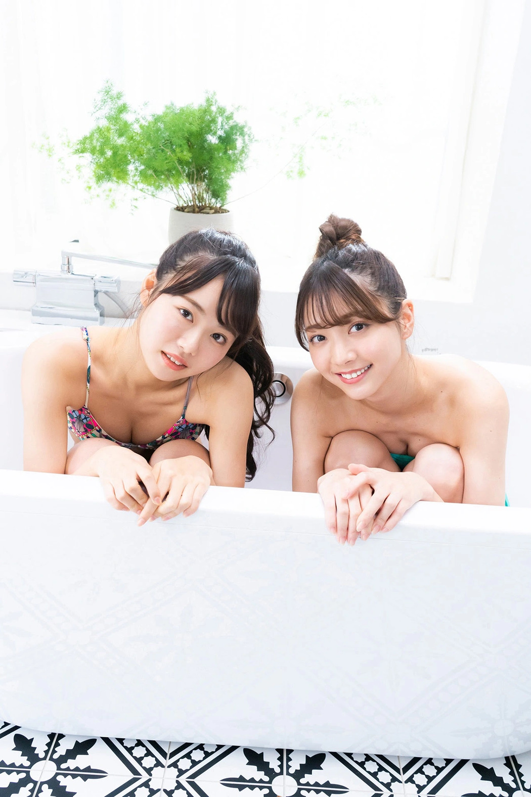 山口はのん&ぴーぴる, Young Magazine Web 夏目綾が撮る! 「ナツメカメラ」