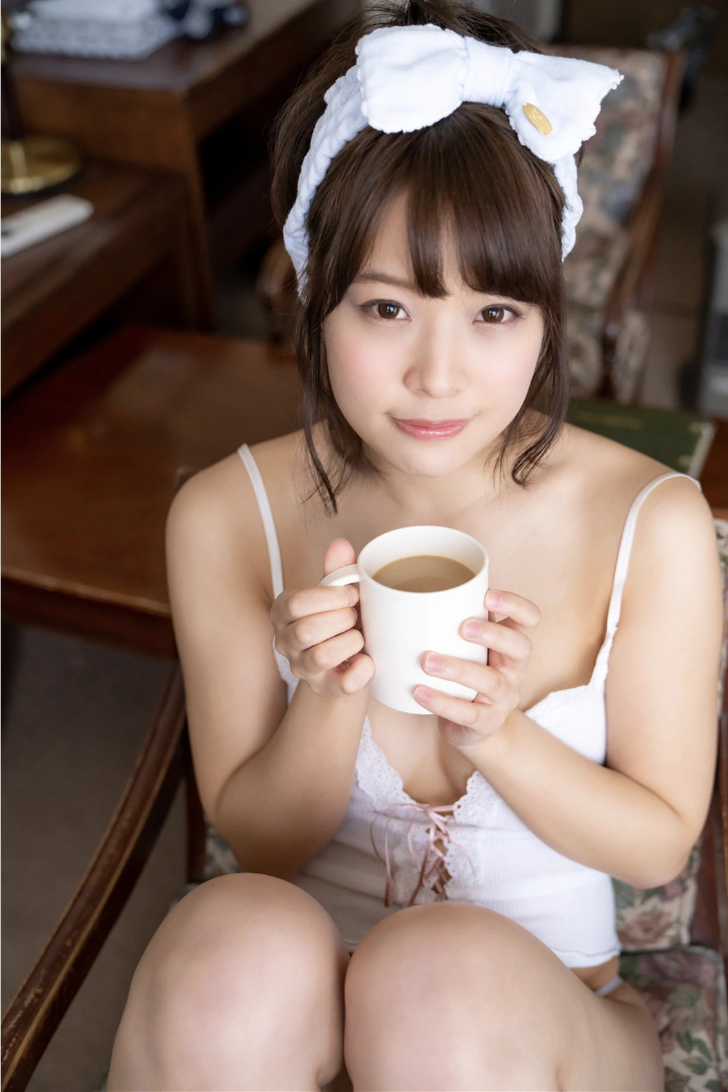 Nana Yagi 八木奈々, Yuna Ogura 小倉由菜, 週刊ポストデジタル写真集 GRAPHIS傑作選 今いちばん美しいヌード