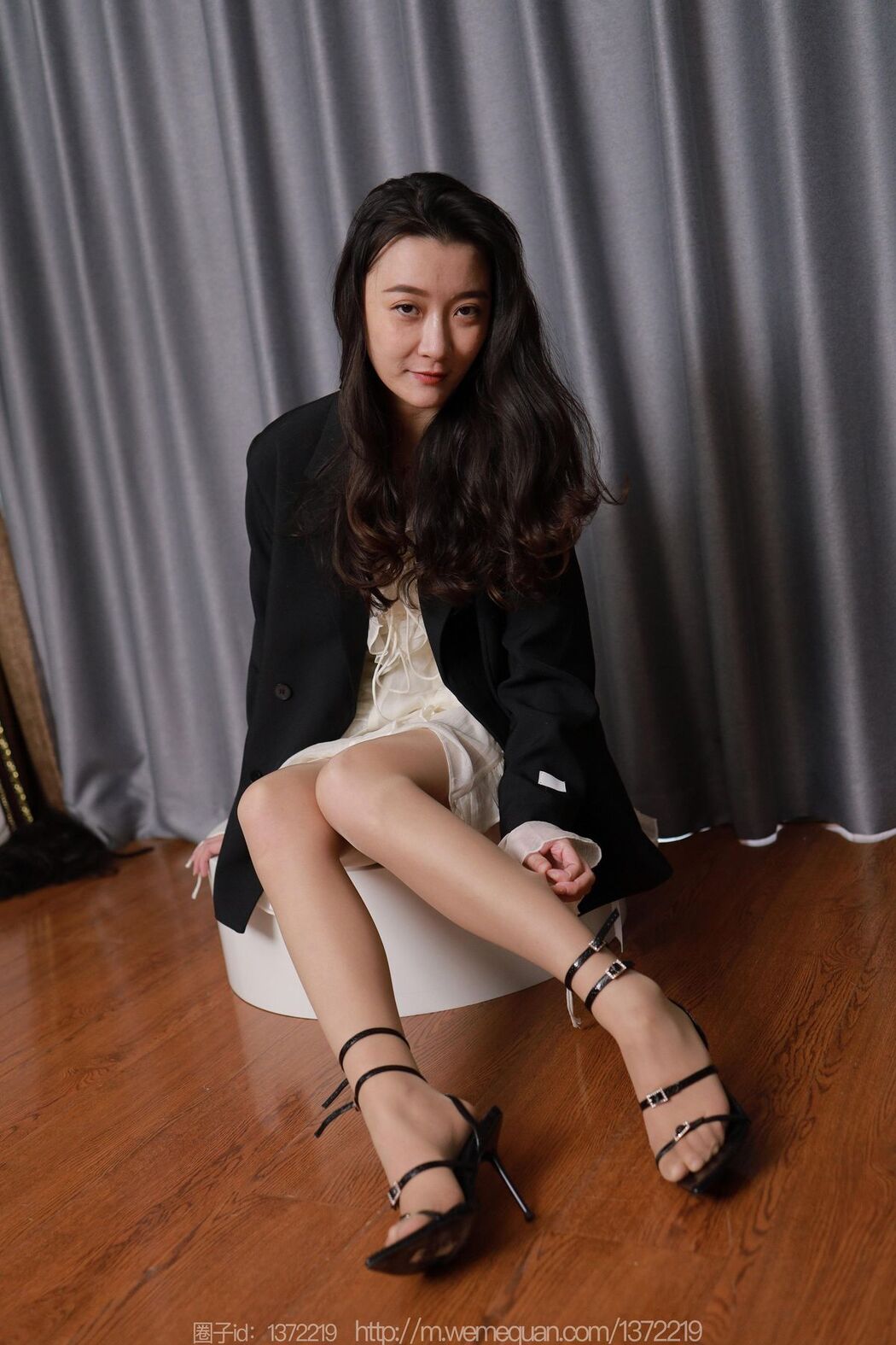 IESS异思趣向 SXJ No.1351 Qiu Qiu