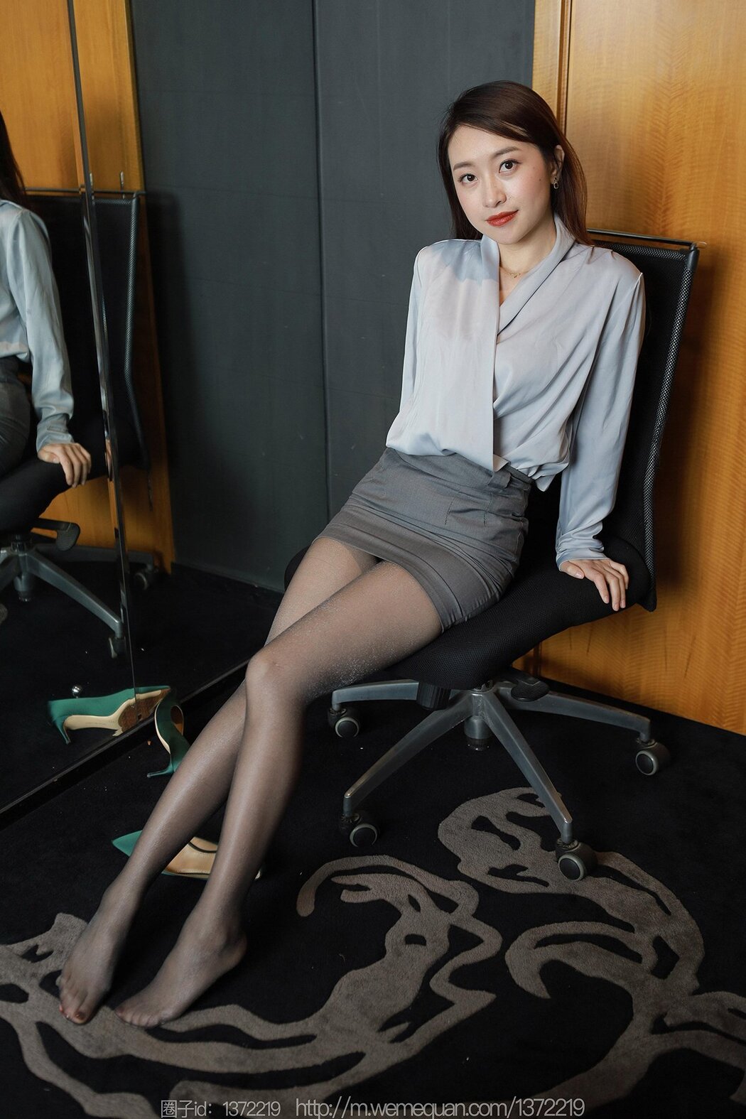 IESS异思趣向 SXJ No.1384 Xiao Jie Cover Photo