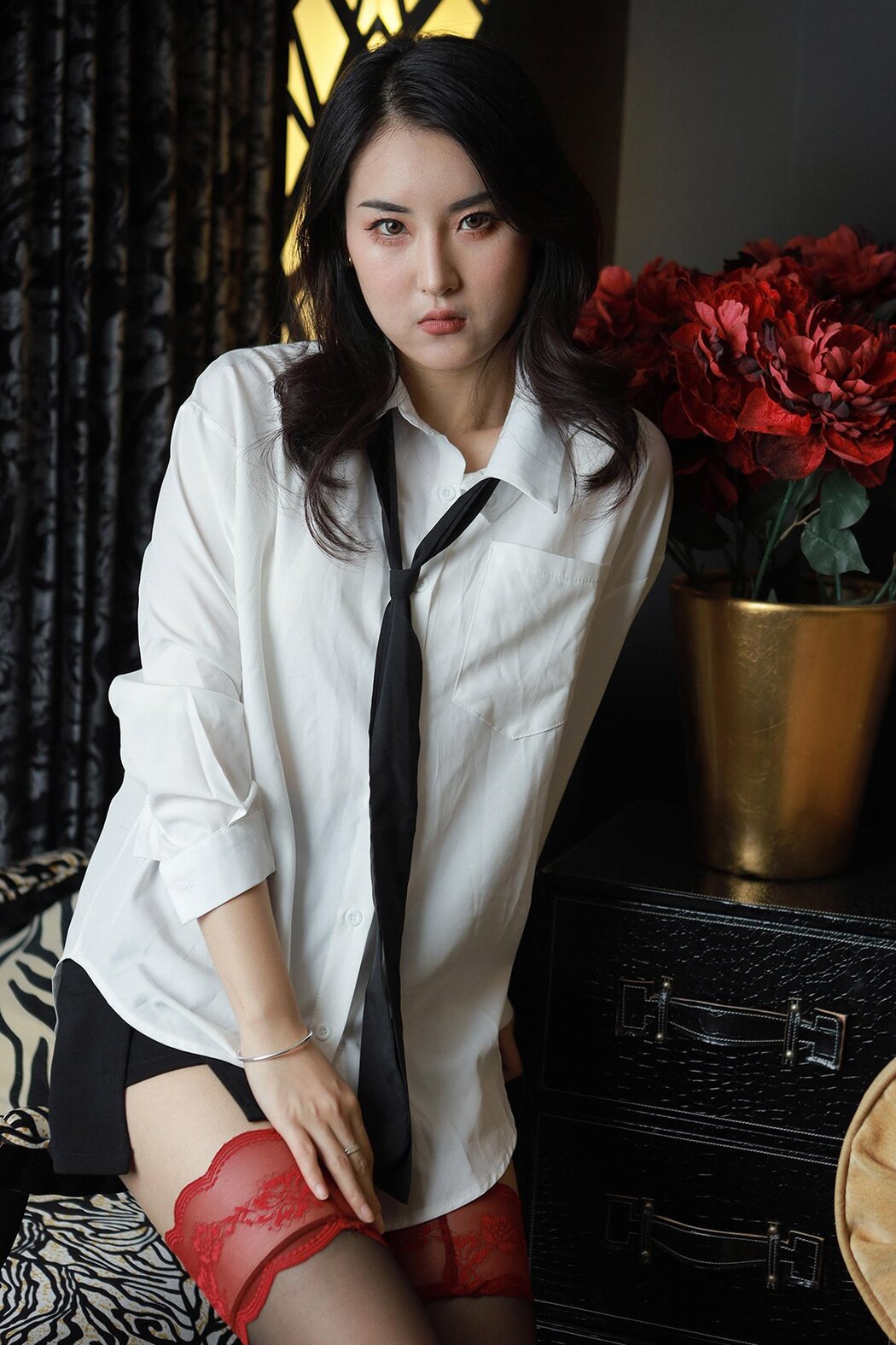 IESS异思趣向 SXJ No.1387 Xiao Bao Cover Photo
