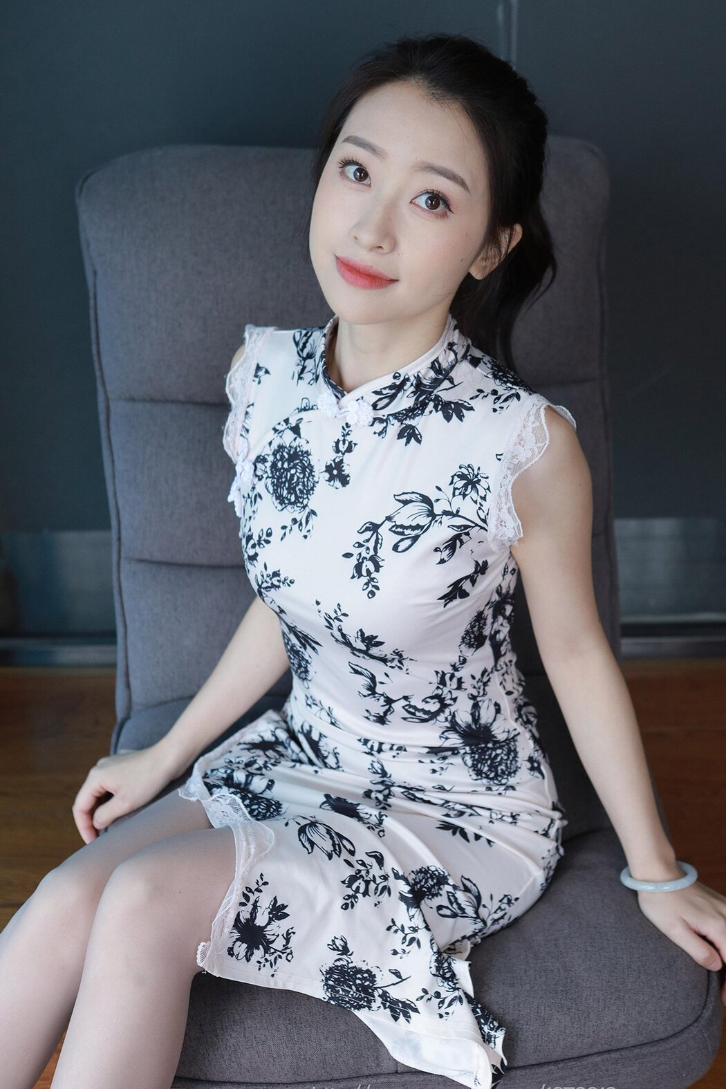 IESS异思趣向 SXJ No.1432 Xiao Jie Cover Photo