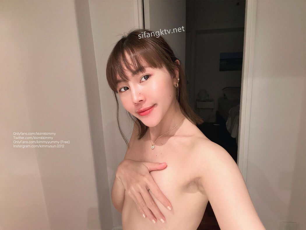 kkimkkimmy – 泰国高挑白皙甜美女神 旅行还不忘拍裸照很敬业 Part03 (68P)