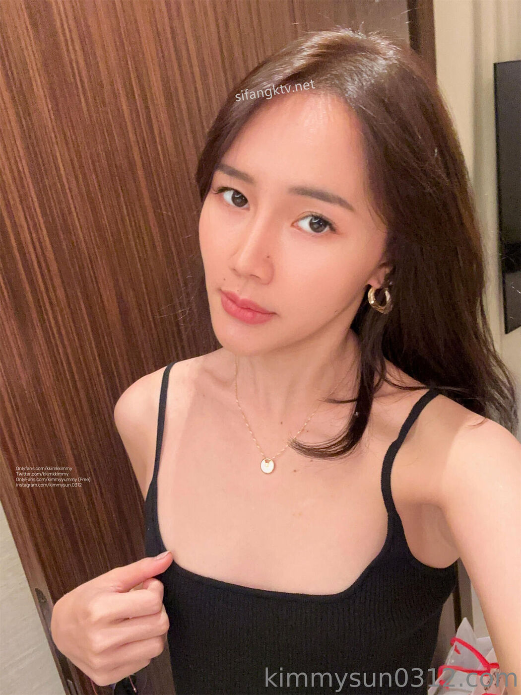 kkimkkimmy – 泰国高挑白皙甜美女神 旅行还不忘拍裸照很敬业 Part03 (68P)