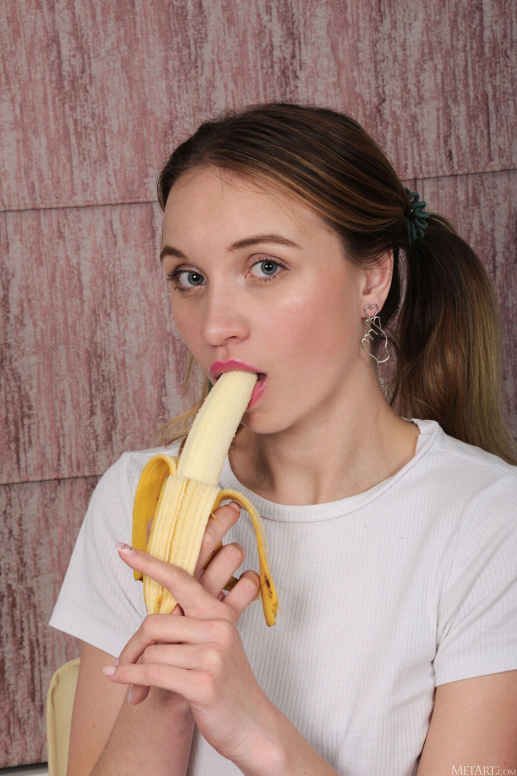 MetArt Milkavi &#8211; Midnight Treat Part01 (61P)