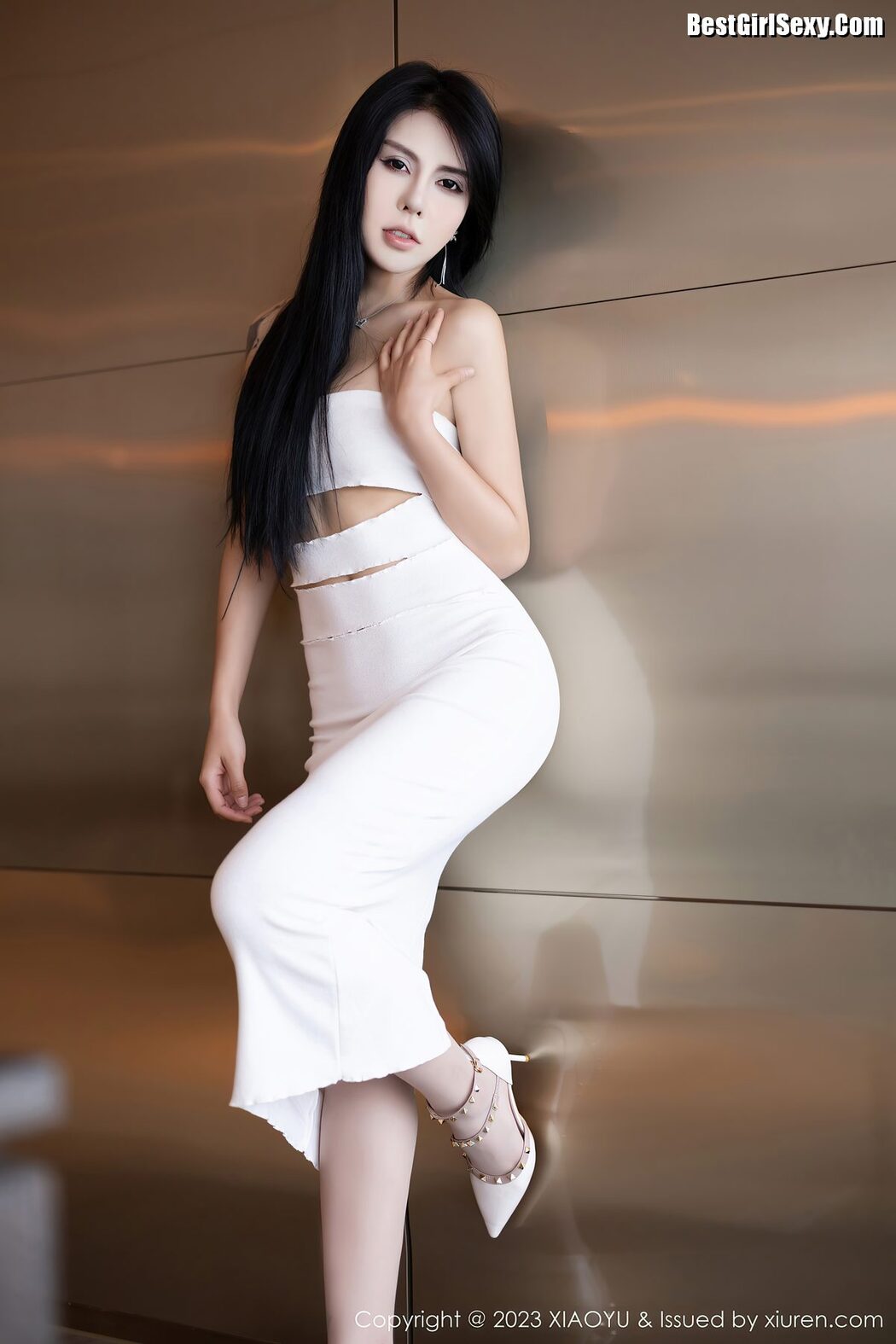 XiaoYu语画界 Vol.1141 Jin Chun Yi