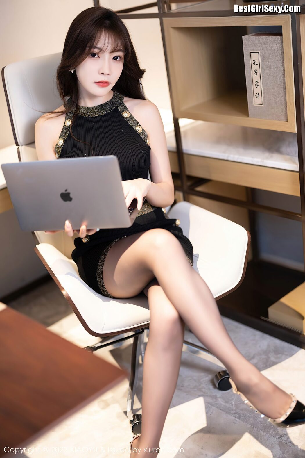 XiaoYu语画界 Vol.1137 Xu Li Zhi Booty