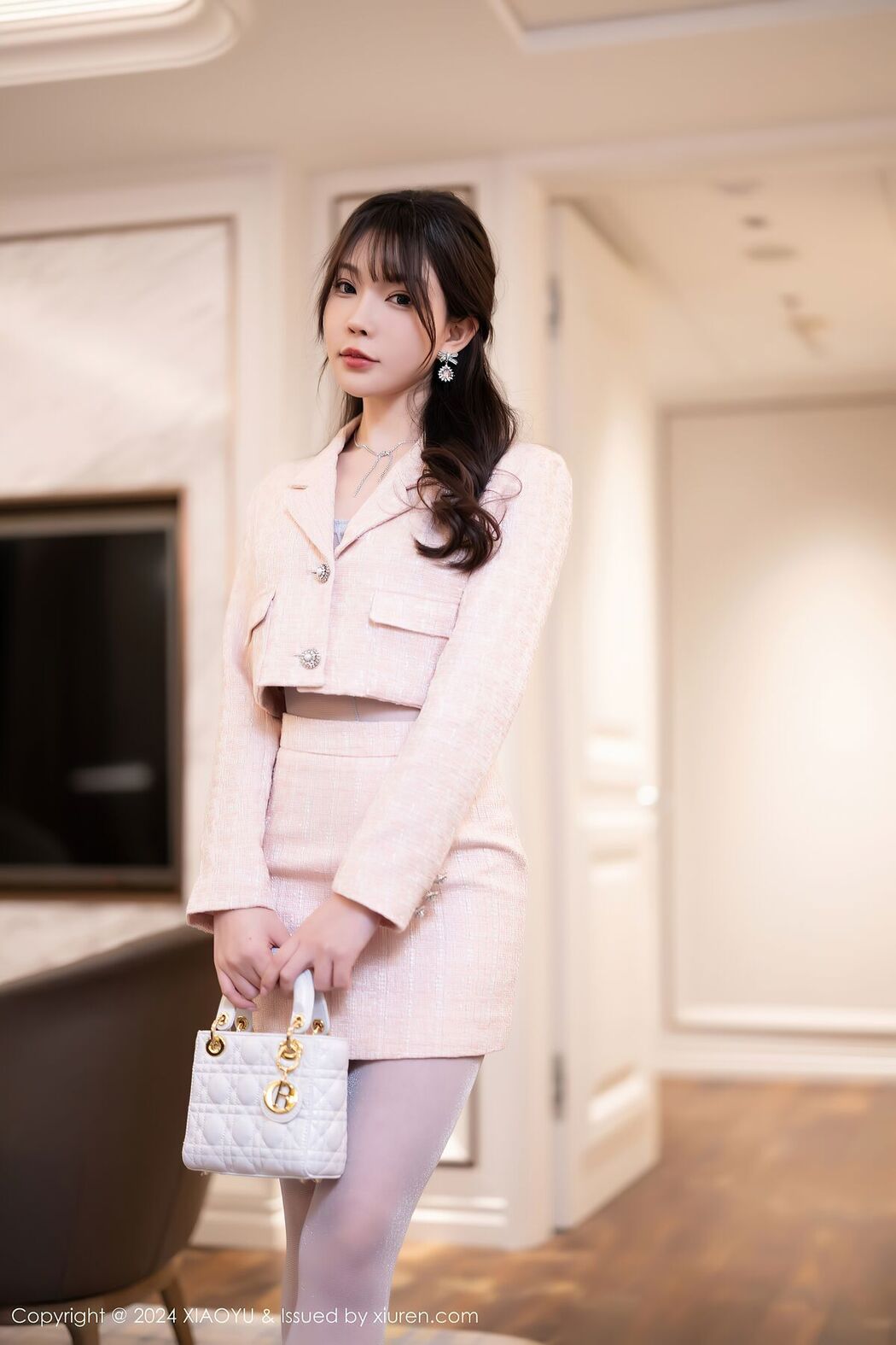 XiaoYu语画界 Vol.1236 Xu Li Zhi Booty