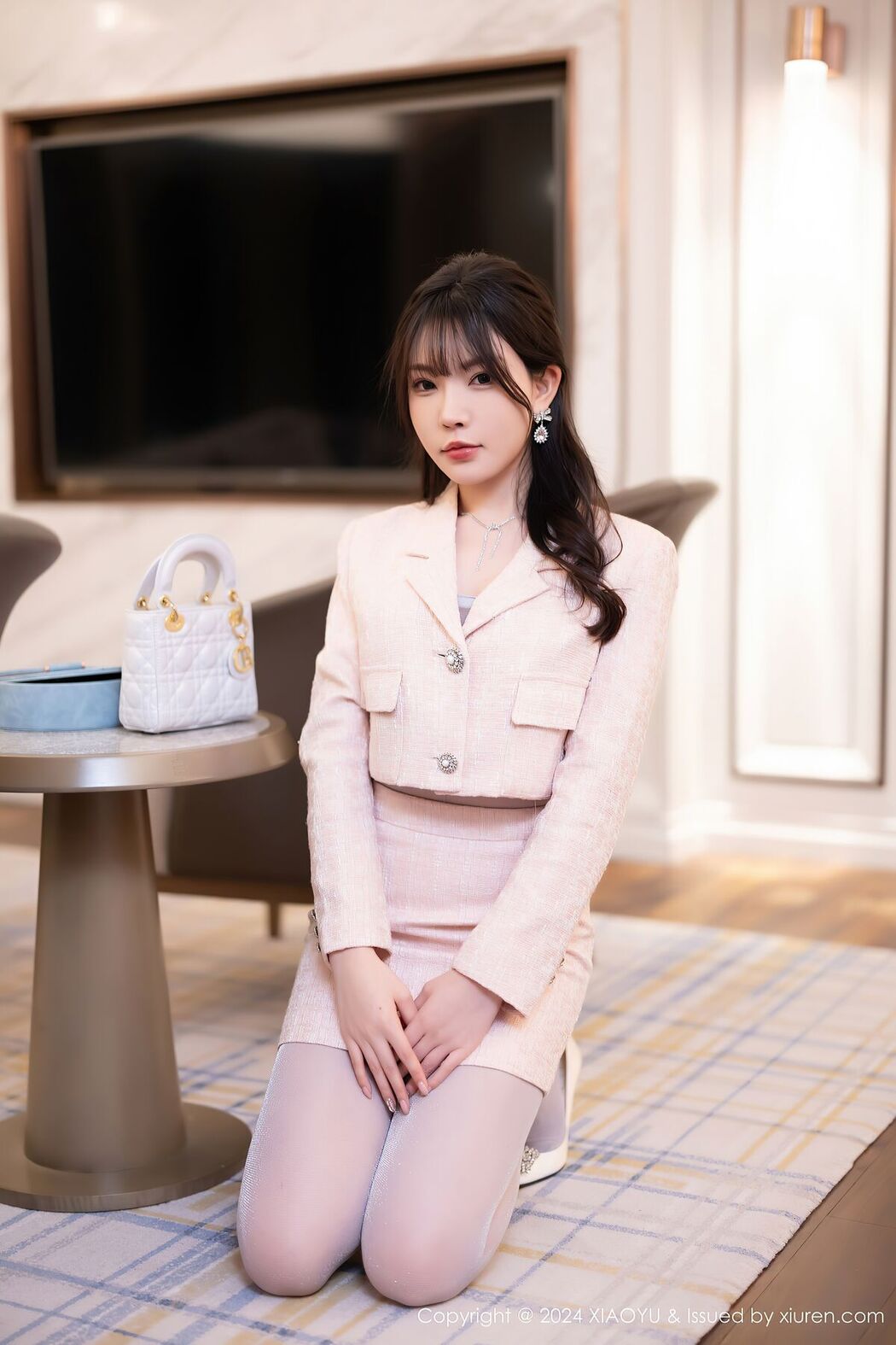 XiaoYu语画界 Vol.1236 Xu Li Zhi Booty