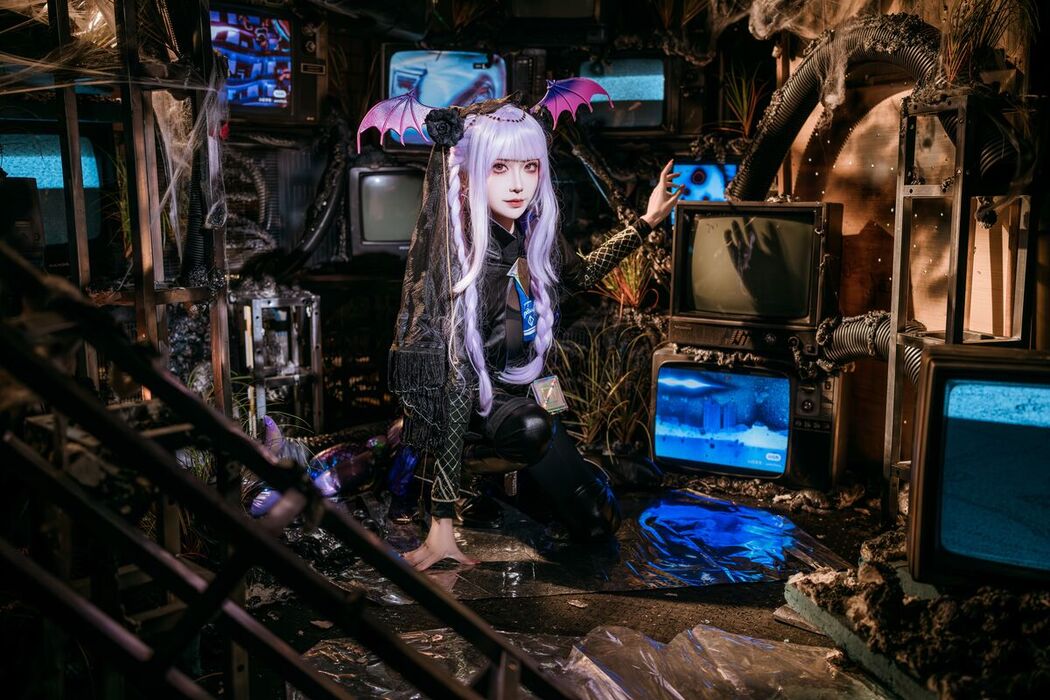 Coser@源纱希喵喵喵 – 狮蝎 (24P)