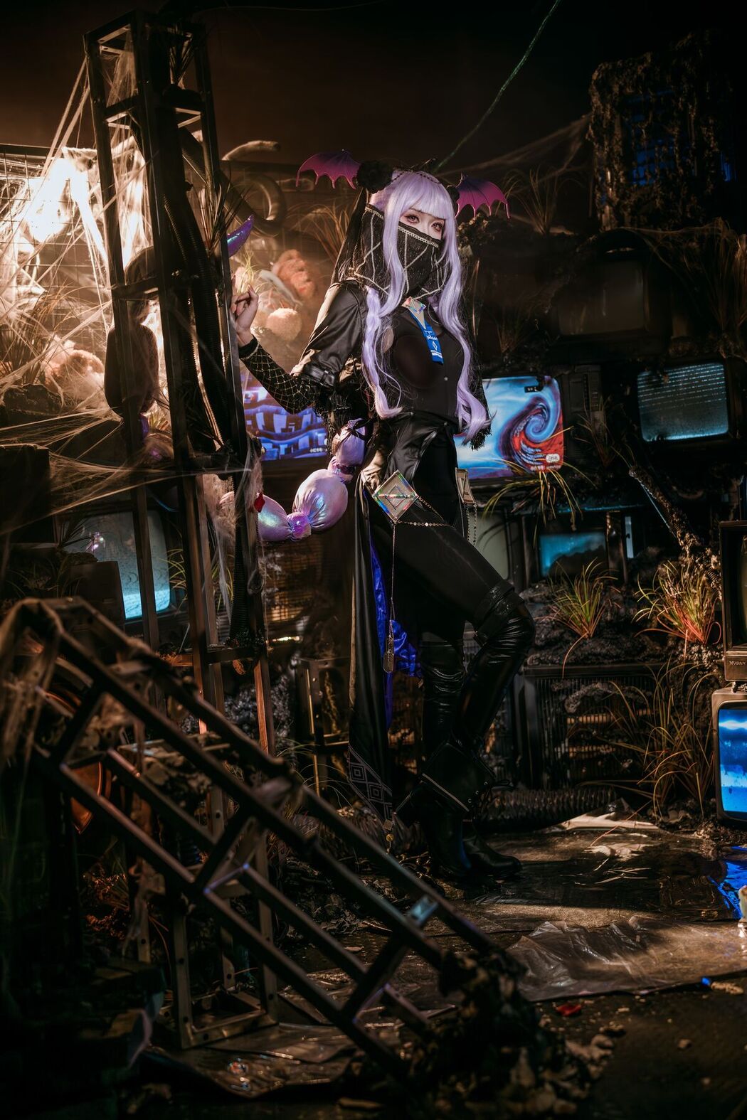 Coser@源纱希喵喵喵 – 狮蝎 (24P)