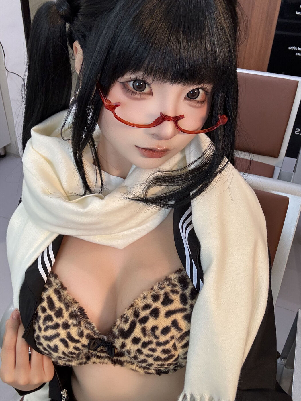 Coser@蠢沫沫 chunmomo – 黄推博主的秘密 B Part02 (72P)
