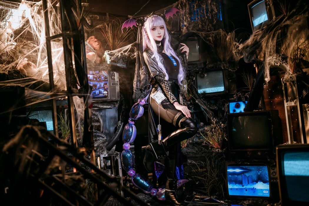 Coser@源纱希喵喵喵 – 狮蝎 (24P)