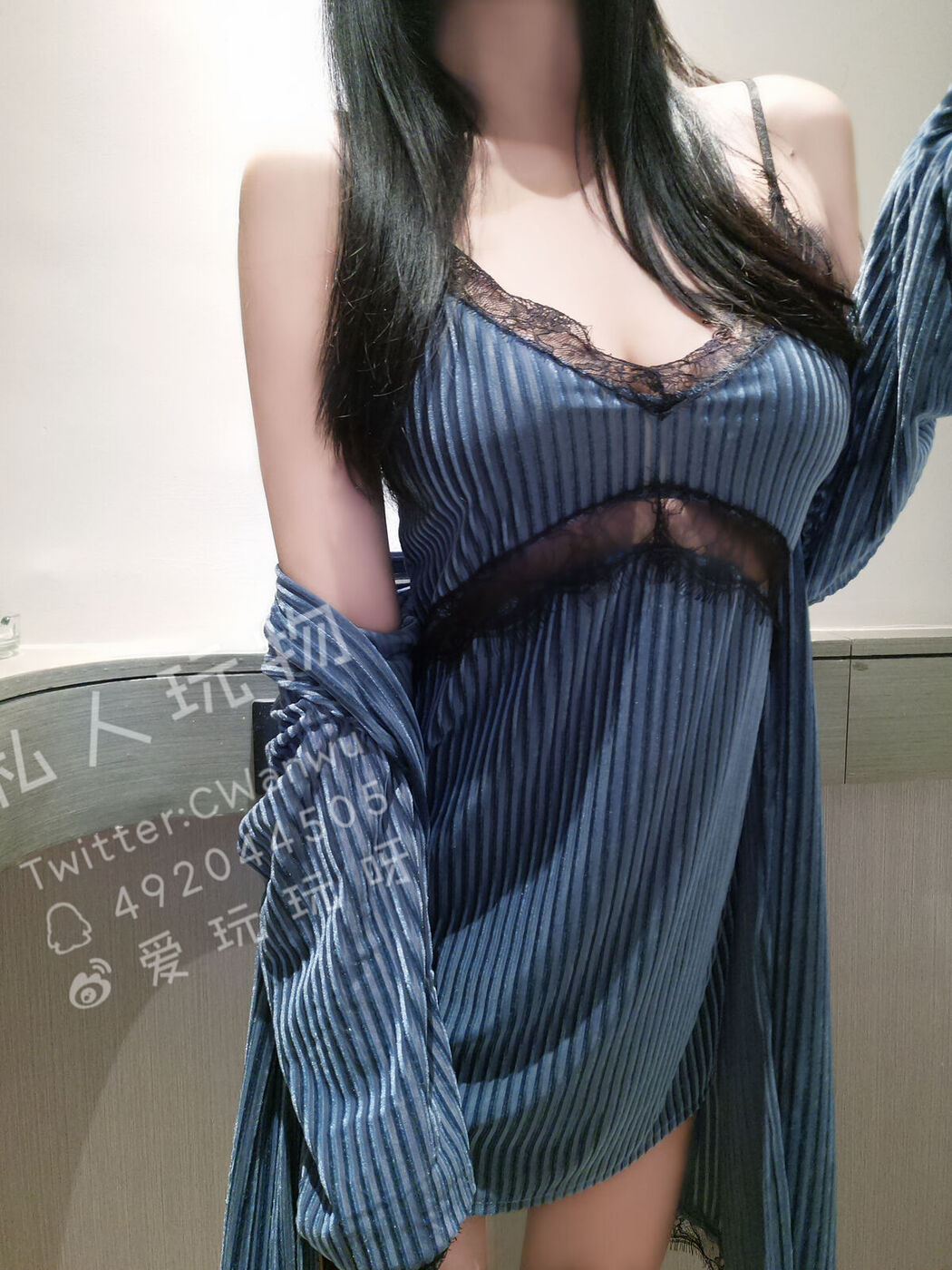 Coser@私人玩物 – 会员订制 居家思春的爆乳女神 (29P – 1V)