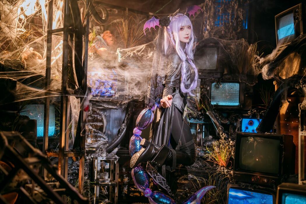 Coser@源纱希喵喵喵 – 狮蝎 (24P)