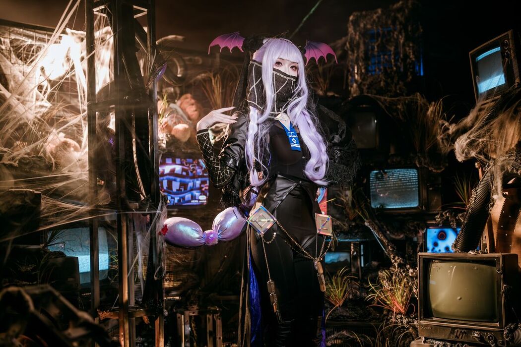 Coser@源纱希喵喵喵 – 狮蝎 (24P)