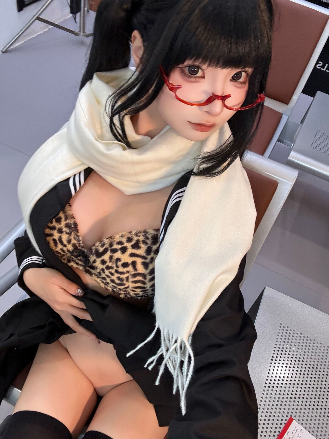 Coser@蠢沫沫 chunmomo – 黄推博主的秘密 B Part02 (72P)